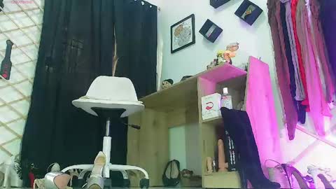 myla sarah1 online show from 04-30-26, 08:57
