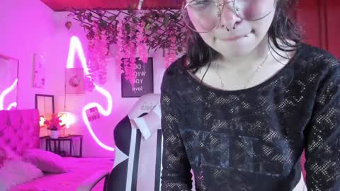 helen online show from 12-30-24, 02:42