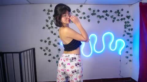 helen online show from 01-28-25, 08:25