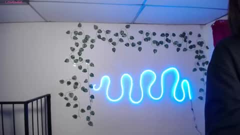 helen online show from 03-11-25, 05:27