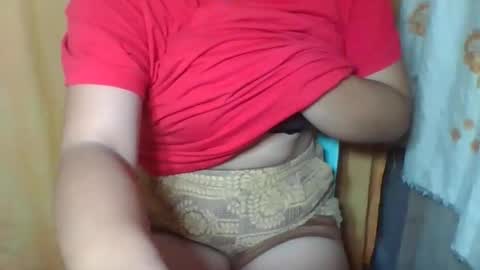 Snapshot of mylove_2004 chatting on 02-23-26, 04:04 mylove_2004 online show from 02-23-26, 04:04