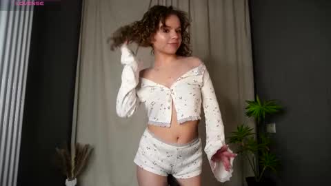 Monique with Curls online show from 03-21-26, 08:23