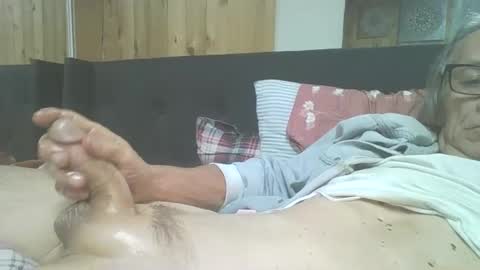 mymyselfandme online show from 09-30-25, 07:24