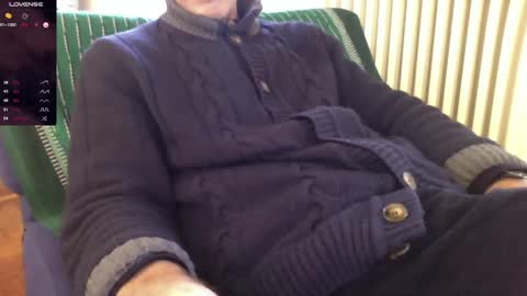 Snapshot of mynakedbeach chatting on 12-26-24, 10:59 Bi sexy guy lovense hush is on private is open or password show tip if you like. online show from 12-26-24, 10:59