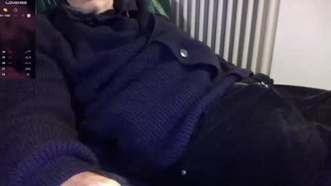 Snapshot of mynakedbeach chatting on 12-30-24, 03:57 Bi sexy guy lovense hush is on private is open or password show tip if you like. online show from 12-30-24, 03:57