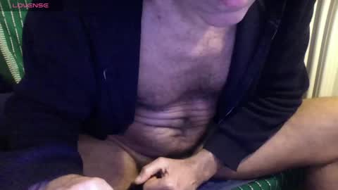 Bi sexy guy lovense hush is on private is open or password show tip if you like. online show from 04-14-26, 06:08