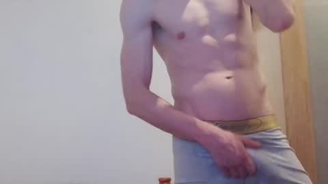 Snapshot of mynameisallen chatting on 12-22-24, 10:36 allen online show from 12-22-24, 10:36