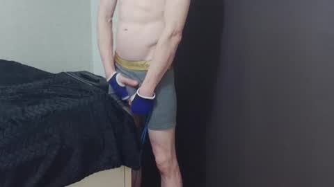 Snapshot of mynameisallen chatting on 02-07-25, 10:52 allen online show from 02-07-25, 10:52