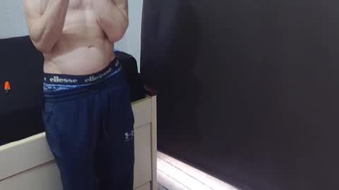 Snapshot of mynameisallen chatting on 02-14-25, 05:03 allen online show from 02-14-25, 05:03