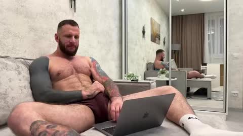 Snapshot of mynameismartin chatting on 12-08-24, 01:36 mynameismartin online show from 12-08-24, 01:36