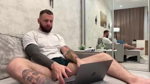 Snapshot of mynameismartin chatting on 12-13-24, 03:21 mynameismartin online show from 12-13-24, 03:21