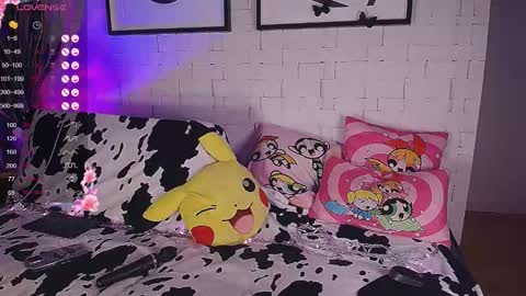 Snapshot of mynameisnikki_ chatting on 09-13-25, 05:40 mynameisnikki_ online show from 09-13-25, 05:40