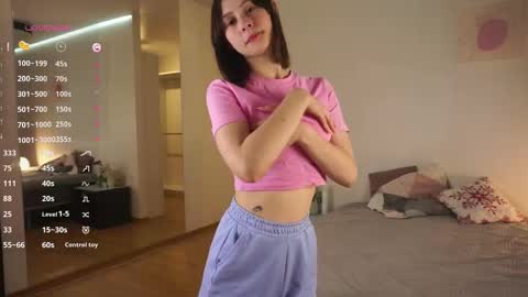 Greta online show from 10-01-25, 04:02