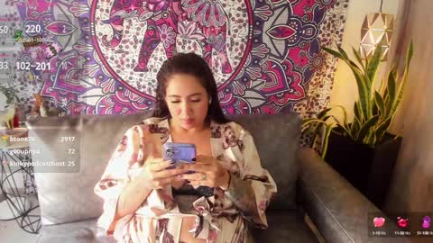 S A R A online show from 01-29-25, 08:04