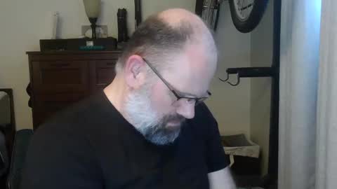 Snapshot of mysecretaccount0311_bravo chatting on 05-07-26, 02:17 Just hanging out - No pressure online show from 05-07-26, 02:17