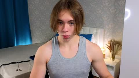 Mickey online show from 12-14-24, 06:41