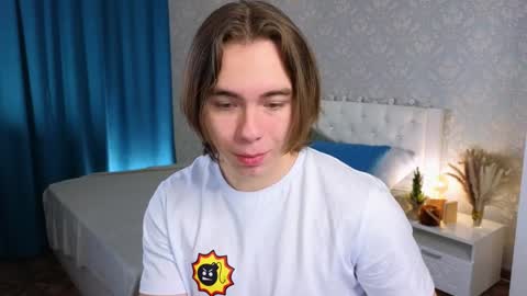 Mickey online show from 01-22-25, 04:13