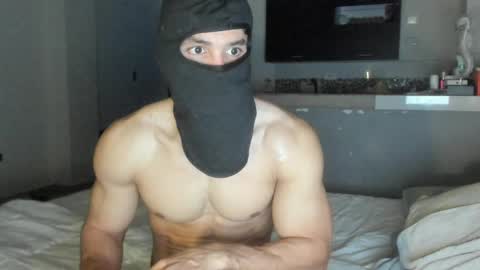 Snapshot of mysterious_muscles chatting on 04-09-26, 11:21 mysterious_muscles online show from 04-09-26, 11:21