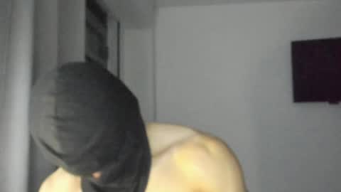 Snapshot of mysterious_muscles chatting on 04-21-26, 01:42 mysterious_muscles online show from 04-21-26, 01:42