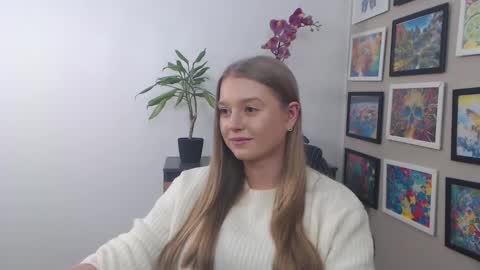 Snapshot of mysteryericax chatting on 01-22-25, 01:53 Erica online show from 01-22-25, 01:53