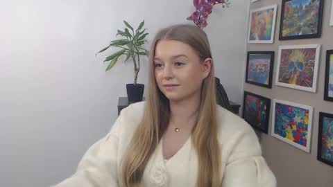 Snapshot of mysteryericax chatting on 01-31-25, 03:00 Erica online show from 01-31-25, 03:00