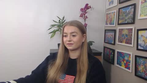 Snapshot of mysteryericax chatting on 02-22-25, 08:50 Erica online show from 02-22-25, 08:50