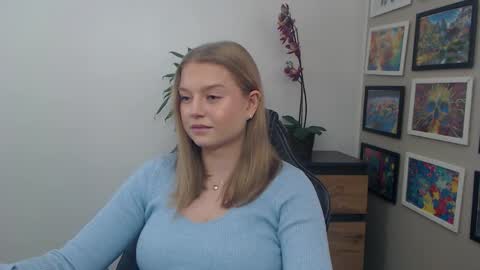 Erica online show from 01-12-26, 10:09