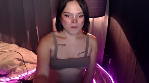 UR GIRL NEXTDOOR online show from 02-27-25, 09:54