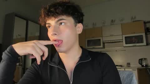 Evan Brown online show from 10-06-25, 02:14