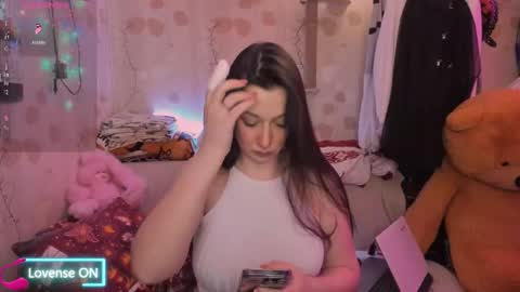 Lilly  magic lilly online show from 02-12-26, 08:15