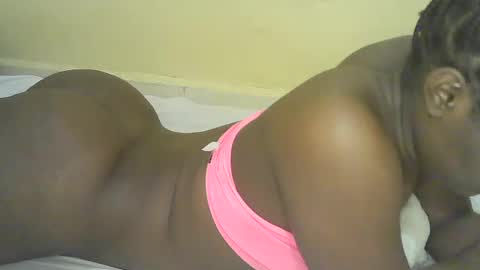 mystic_linna online show from 06-14-26, 04:03