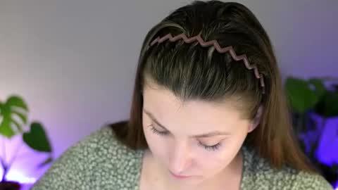 Snapshot of mysticalart chatting on 09-18-25, 11:23 Eve online show from 09-18-25, 11:23