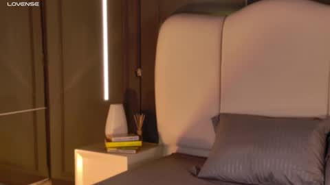 Snapshot of mysticalsoul_ chatting on 02-09-25, 02:50 Rub online show from 02-09-25, 02:50