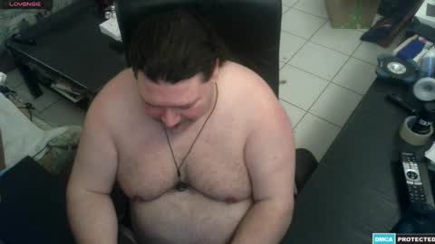 Snapshot of mysticdevil1 chatting on 04-01-26, 07:33 Marc online show from 04-01-26, 07:33