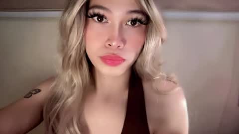 Lucy online show from 06-21-26, 06:54