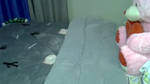 Cupcake online show from 04-25-26, 02:36