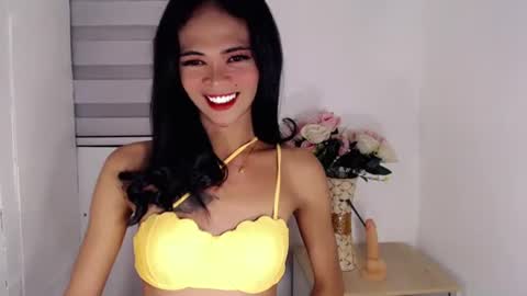 Snapshot of mysticofcum22 chatting on 12-27-24, 03:53 Krestine online show from 12-27-24, 03:53
