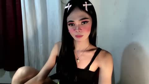 Snapshot of mysticofcum22 chatting on 10-07-25, 02:47 Krestine online show from 10-07-25, 02:47