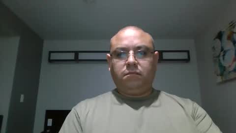 Snapshot of mystikxxx69 chatting on 04-27-26, 04:32 mystikxxx69 online show from 04-27-26, 04:32