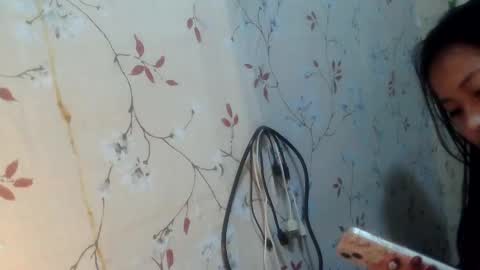 Snapshot of mysweetjel chatting on 05-11-26, 12:55 Jelly girl online show from 05-11-26, 12:55