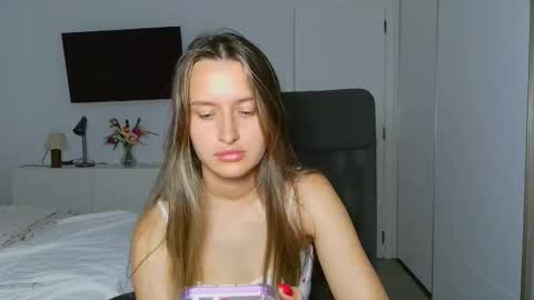 Eva online show from 10-19-25, 06:08