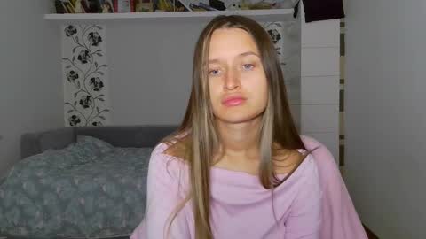 Eva online show from 11-06-25, 03:46