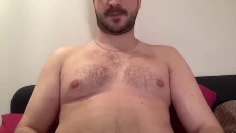 Snapshot of n_matt89 chatting on 12-18-24, 12:18 n_matt89 online show from 12-18-24, 12:18