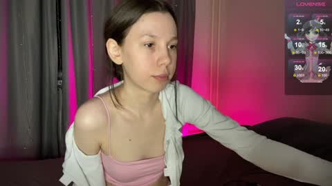 Vanessa and Julia  online show from 01-23-25, 10:33