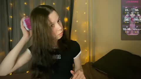 Vanessa and Julia  online show from 01-31-25, 07:18