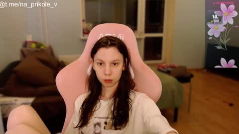 Vanessa and Julia  online show from 10-18-25, 08:20