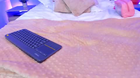 AMY online show from 10-30-25, 08:42