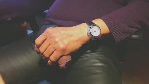 Snapshot of naaapa chatting on 01-27-25, 02:13 naaapa online show from 01-27-25, 02:13