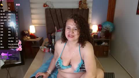 nadia_84 online show from 10-15-25, 12:27