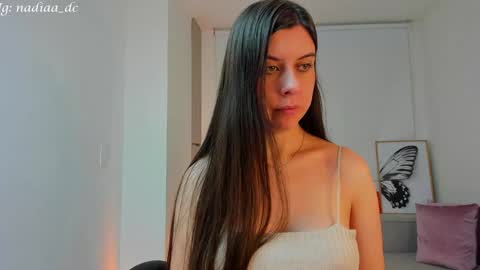 Nadia  INST Nadiaa dc online show from 01-04-25, 02:56